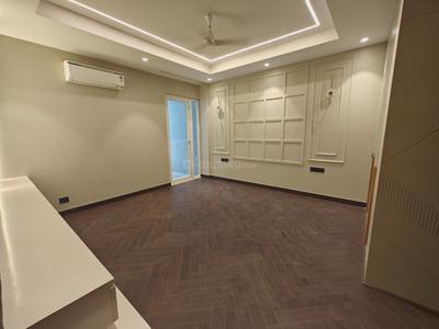 Bedroom Image of 3195 Sq.ft 3 BHK Builder Floor for sale in Preet Vihar New Delhi for Rs. 64999999