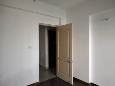 Bedroom Image of 980 Sq.ft 3 BHK Apartment / Flat for sale in Paras Tierea, Sector 137 Noida for Rs. 10900000