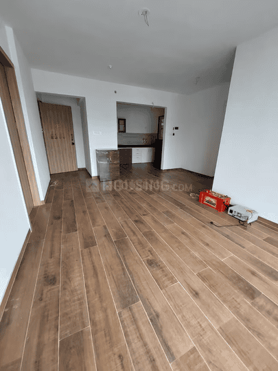 Sah Santiago Uptown Main Image 1