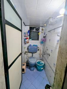 Bathroom Image of Shree kripaa in Chembur, Mumbai