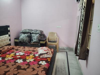 Bedroom Image of 648 Sq.ft 1.5 BHK Independent House for rent in Sector 6 Karnal for Rs. 11999