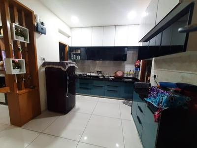 Kitchen Image of 1000 Sq.ft 2 BHK Apartment / Flat for sale in Sharnam Skyview, Kudasan Gandhinagar for Rs. 8300000