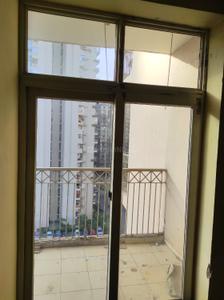Balcony Image of 935 Sq.ft 2 BHK Apartment / Flat for rent in Arihant Arden, Noida Extension Greater Noida for Rs. 19000