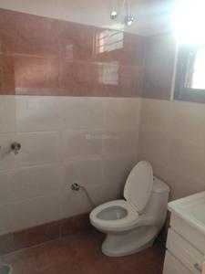 Bathroom Image of 1150 Sq.ft 2 BHK Builder Floor for rent in Shivalik Homes, Sector 127 Mohali for Rs. 12000
