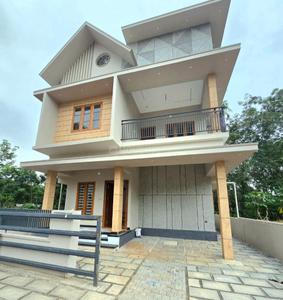 Image of 1450 Sq.ft 3 BHK Independent House for sale in Pukkattupady, Kochi for Rs. 6500000