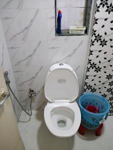 Common Bathroom Image of 350 Sq.ft 1 RK Apartment / Flat for rent in Ajmera Bhakti Park, Wadala East Mumbai for Rs. 31000