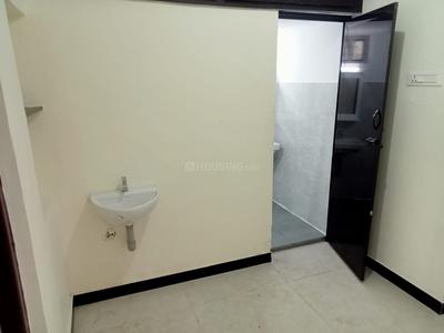 Bedroom Image of 650 Sq.ft 2 BHK Apartment / Flat for rent in Peelamedu Coimbatore for Rs. 35000
