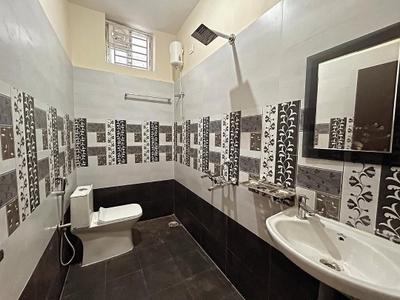 Bathroom Image of 1700 Sq.ft 3 BHK Independent House for sale in Bhatagaon Raipur for Rs. 4720000
