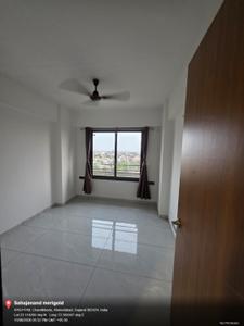 Living Room Image of 1980 Sq.ft 3 BHK Apartment / Flat for rent in Sahajanand Marigold, Chandkheda Ahmedabad for Rs. 25000