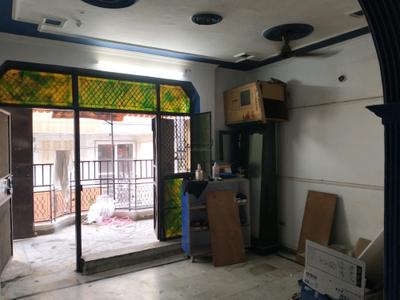 Living Room Image of 675 Sq.ft 2 BHK Builder Floor for rent in Hari Nagar New Delhi for Rs. 18000