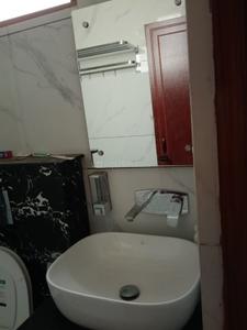 Bathroom Image of 1300 Sq.ft 2 BHK Builder Floor for rent in Haldwani Nainital for Rs. 30000