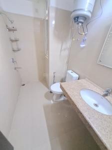 Bathroom Image of 1800 Sq.ft 3 BHK Apartment / Flat for rent in Sector 105 Mohali for Rs. 35000