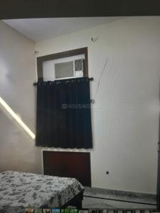 Bedroom Image of 2400 Sq.ft 3 BHK Builder Floor for rent in Sector 41 Noida for Rs. 40000