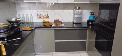 Kitchen Image of 3500 Sq.ft 4 BHK Apartment / Flat for rent in Adani Water Lily Ph 2 Towers C1 C2 C3 C4, Shantigram Ahmedabad for Rs. 110000