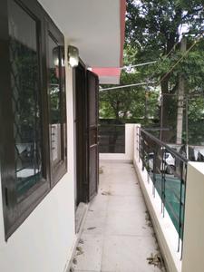 Bedroom Three Image of 1800 Sq.ft 3 BHK Apartment / Flat for sale in Vikaspuri New Delhi for Rs. 15400000