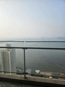 Balcony Image of 4000 Sq.ft 5 BHK Penthouse for sale in 25 South, Prabhadevi Mumbai for Rs. 290000000