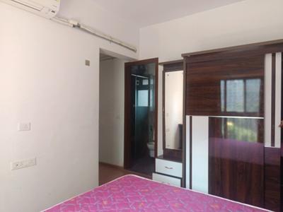 Bedroom Image of 1000 Sq.ft 2 BHK Apartment / Flat for rent in Amanora Adreno Towers, Hadapsar Pune for Rs. 40000