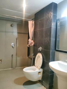 Common Bathroom Image of 1206 Sq.ft 2 BHK Apartment / Flat for sale in Lodha Splendora, Kasarvadavali Thane for Rs. 9500000