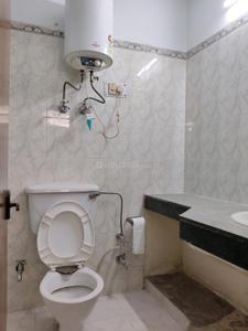 Bathroom Image of 2450 Sq.ft 3 BHK Apartment / Flat for sale in Technocrat CGH Society, Sector 56 Gurgaon for Rs. 24000000