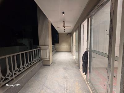 Balcony Image of 2250 Sq.ft 3 BHK Builder Floor for sale in Laxmi Nagar New Delhi for Rs. 47000000