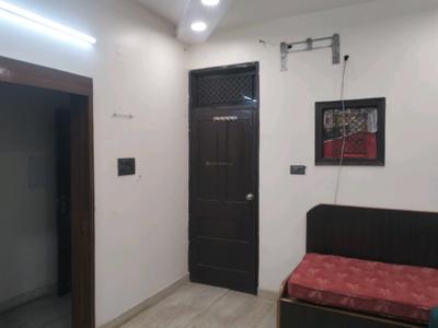 Living Room Image of 650 Sq.ft 1 BHK Builder Floor for rent in Shalimar Bagh New Delhi for Rs. 22000