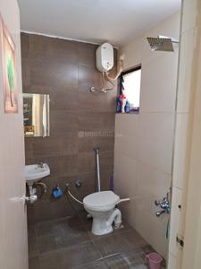 Bathroom Image of 2000 Sq.ft 3 BHK Apartment / Flat for sale in Shreedhar Hills, Motera Ahmedabad for Rs. 9300000