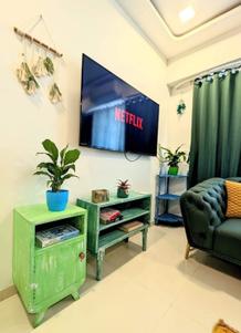 Hall Image of 714 Sq.ft 2 BHK Apartment / Flat for rent in Kanakia Hollywood, Andheri West Mumbai for Rs. 135000