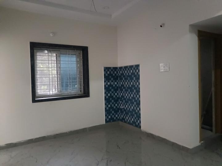 Domain Silver Crysta Main Image 1