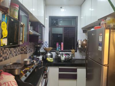 Kitchen Image of 530 Sq.ft 1 BHK Apartment / Flat for rent in Kasarvadavali Thane for Rs. 17999