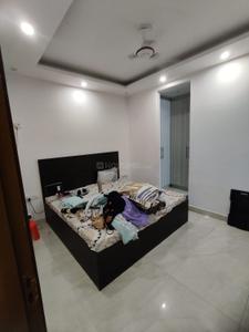Bedroom Image of 540 Sq.ft 2 BHK Builder Floor for rent in South Extension II New Delhi for Rs. 60000