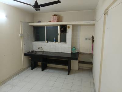 Kitchen Image of 600 Sq.ft 1 BHK Apartment / Flat for rent in Suryaprabha Garden Apartment, Gultekdi Pune for Rs. 17500
