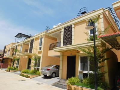 Image of 2300 Sq.ft 4 BHK Villa for sale in Navalur, Chennai for Rs. 26000000