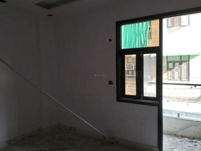 Bedroom Image of 700 Sq.ft 3 BHK Apartment / Flat for sale in Sector 4 Rohini New Delhi for Rs. 4200000