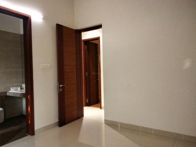 Bedroom Image of 1900 Sq.ft 3 BHK Apartment / Flat for sale in Paradise Sai World Empire Phase 1, Kharghar Navi Mumbai for Rs. 24500000