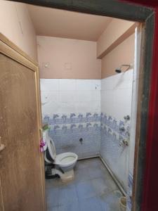 Bathroom Image of 750 Sq.ft 2 BHK Apartment / Flat for rent in Baruipur Kolkata for Rs. 8000