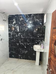 Bathroom Image of 1900 Sq.ft 2.5 BHK Independent House for rent in Gopal Pura Agra for Rs. 12000