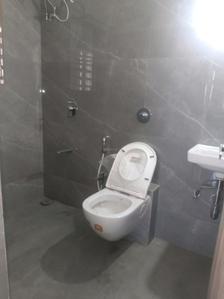 Common Bathroom Image of 890 Sq.ft 2 BHK Apartment / Flat for rent in Bhoomi Pratishtha, Borivali West Mumbai for Rs. 55000