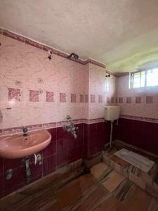 Bathroom Image of 870 Sq.ft 2 BHK Apartment / Flat for rent in Rajarhat Kolkata for Rs. 9000