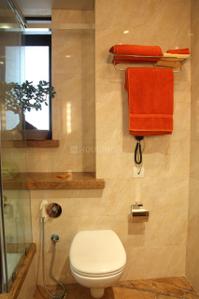 Bathroom Image of 2200 Sq.ft 4 BHK Apartment / Flat for sale in Juhu Mumbai for Rs. 120000000