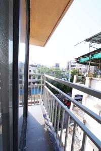 Balcony Image of 1620 Sq.ft 3 BHK Apartment / Flat for sale in Sakar Elegance, Maninagar Ahmedabad for Rs. 13500000
