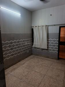 Bathroom Image of 900 Sq.ft 2 BHK Builder Floor for rent in Vasundhara Ghaziabad for Rs. 13000