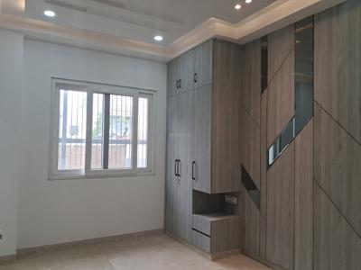 Bedroom Image of 1350 Sq.ft 3 BHK Builder Floor for sale in Paschim Vihar New Delhi for Rs. 27500000