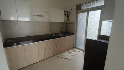 Kitchen Image of 1200 Sq.ft 2.5 BHK Apartment / Flat for rent in Wadhwa Platina, Thane West Thane for Rs. 50000