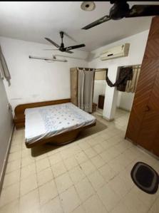 Bedroom Image of 2000 Sq.ft 3 BHK Apartment / Flat for rent in Paldi Ahmedabad for Rs. 29000