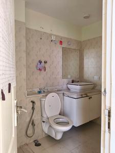 Common Bathroom Image of 2190 Sq.ft 3 BHK Apartment / Flat for rent in GPL Eden Heights, Sector 70 Gurgaon for Rs. 52000