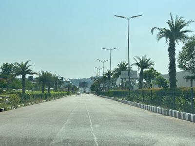 Image of 2250 Sq.ft 3.5 BHK Apartment / Flat for sale in DLF The Valley Orchard, Pinjore, Panchkula for Rs. 25000000