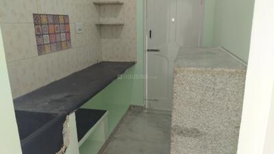 Kitchen Image of 600 Sq.ft 1 BHK Builder Floor for rent in Adugodi Bengaluru for Rs. 25000