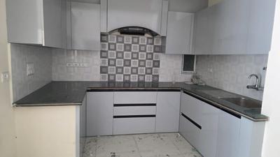 Kitchen Image of 1800 Sq.ft 3 BHK Builder Floor for rent in ISBT Dehradun Dehradun for Rs. 30000
