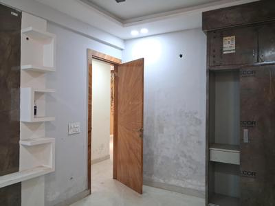 Bedroom Image of 1675 Sq.ft 3.5 BHK Apartment / Flat for sale in Sector 102 Noida for Rs. 8550000