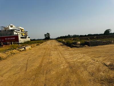 Image of 440 Sq.ft Residential Plot / Land for sale in Innovative PCL Gateway, Sector 17, Chandigarh for Rs. 26500000